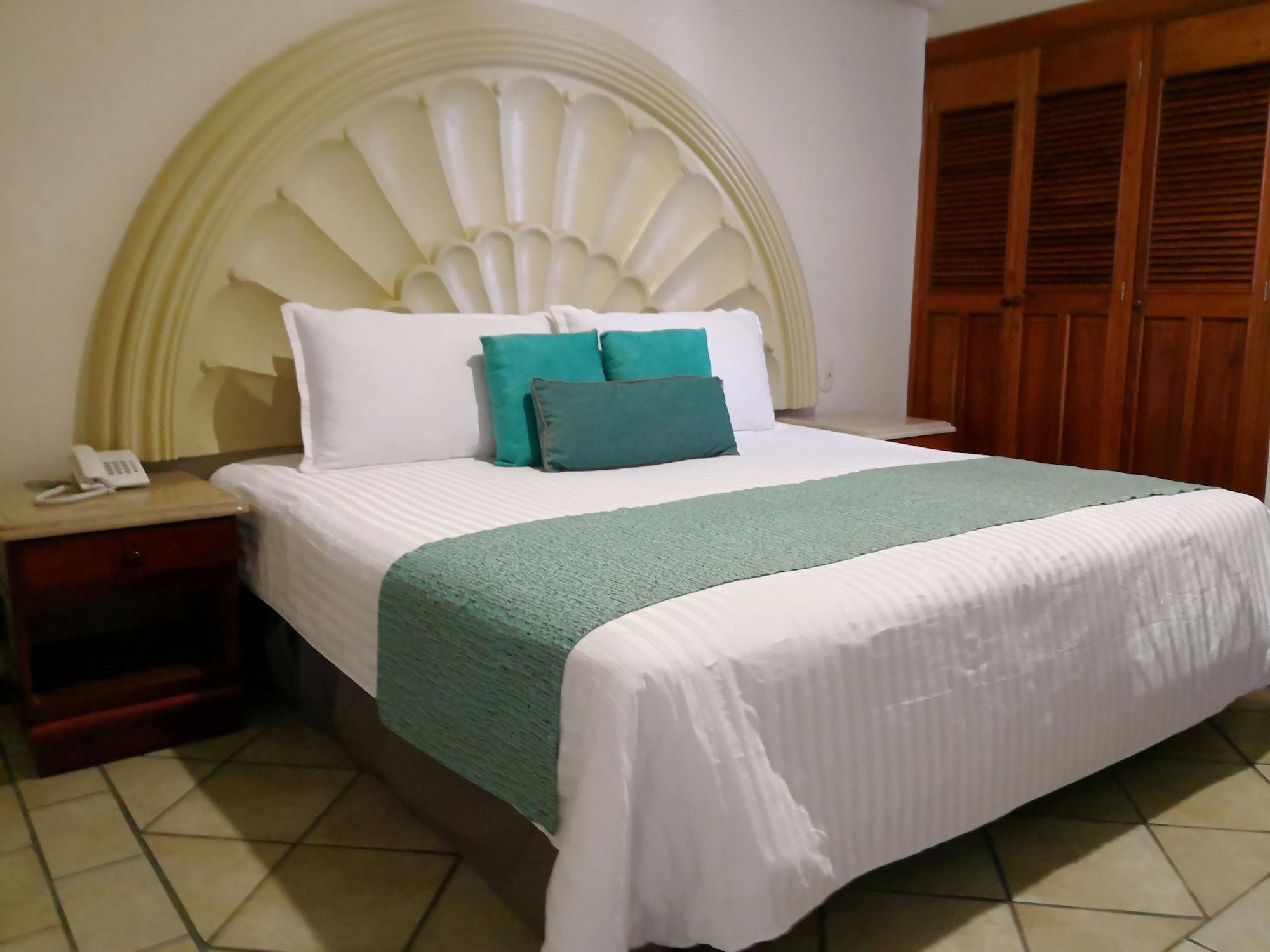 Hotel Playa Marina Mazatlan Bagian luar foto