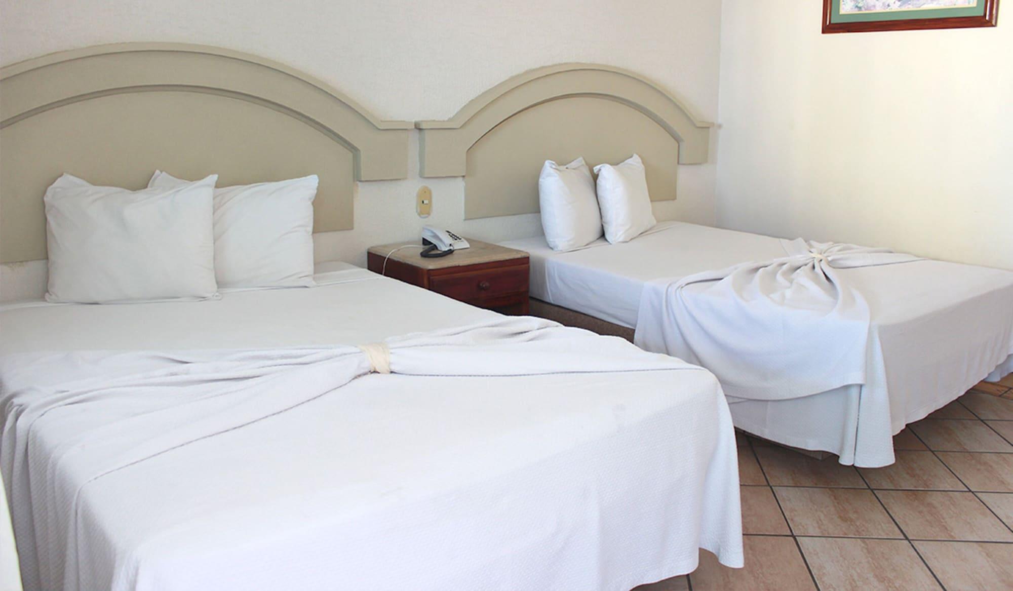 Hotel Playa Marina Mazatlan Bagian luar foto