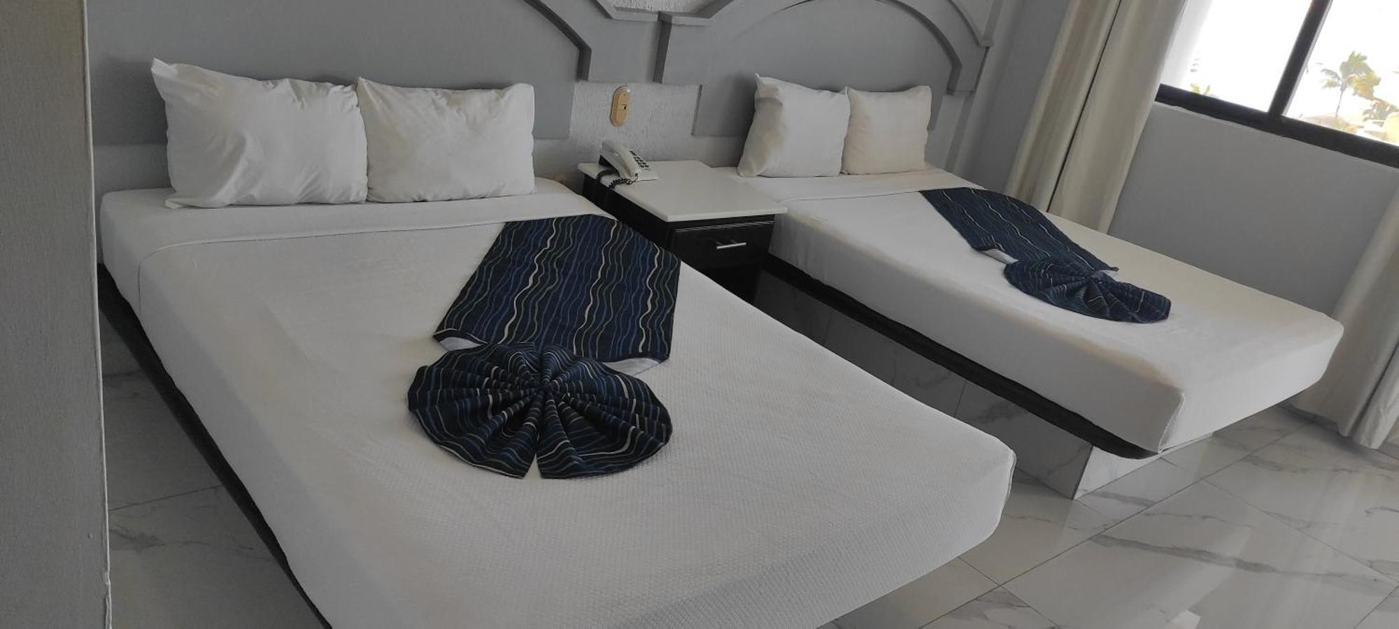 Hotel Playa Marina Mazatlan Bagian luar foto