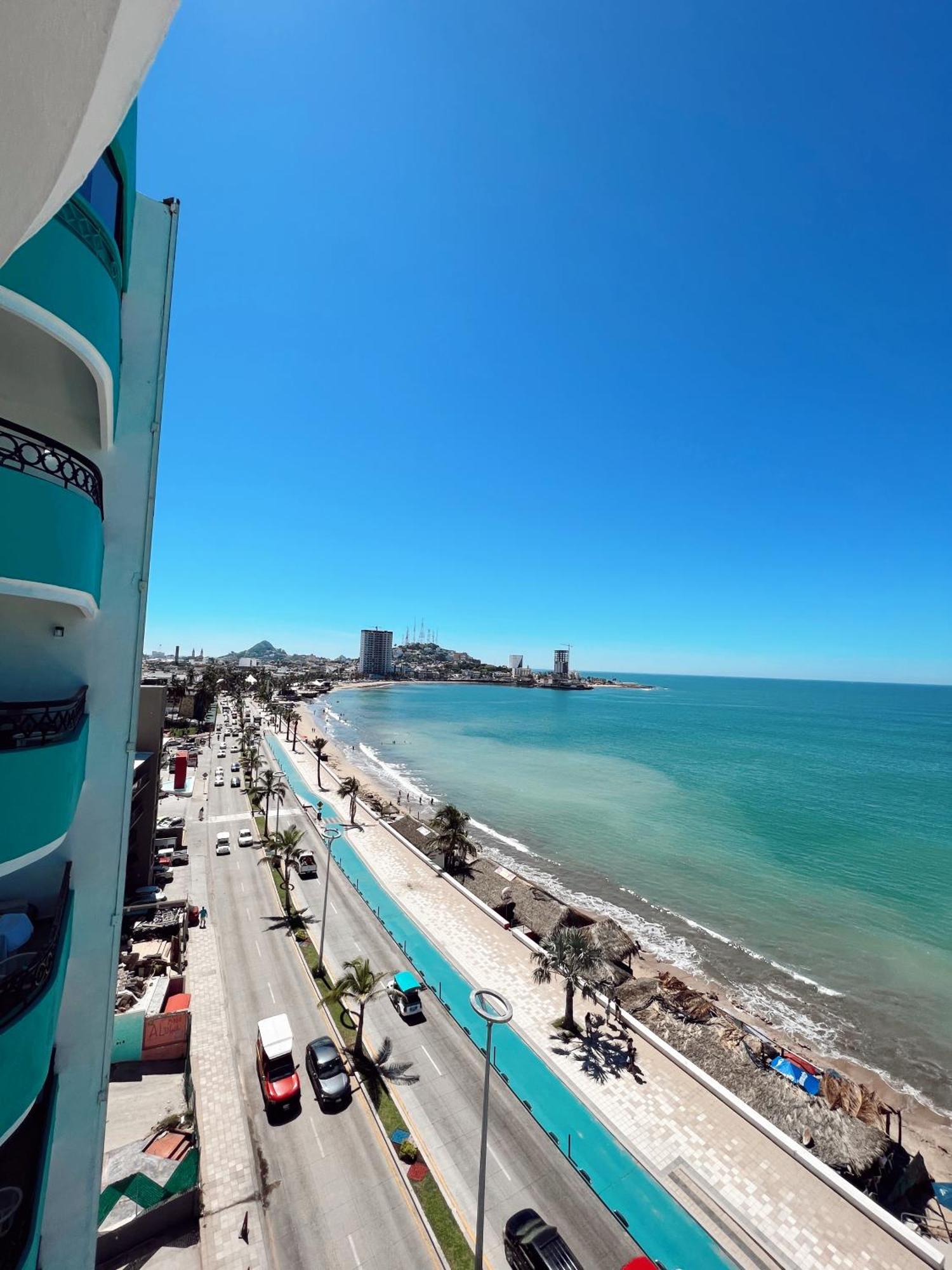 Hotel Playa Marina Mazatlan Bagian luar foto