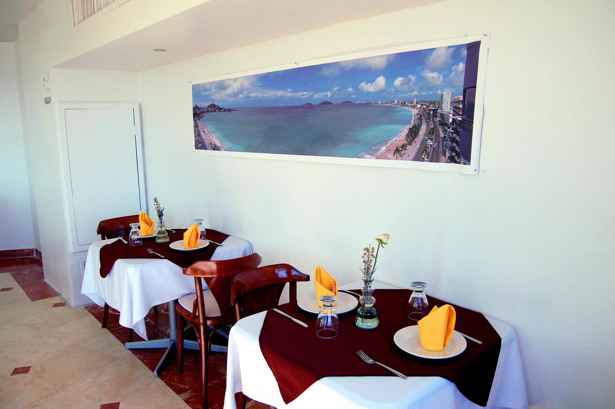 Hotel Playa Marina Mazatlan Bagian luar foto