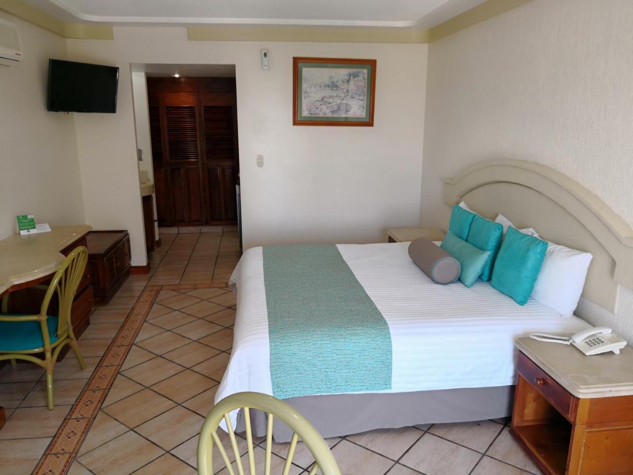 Hotel Playa Marina Mazatlan Bagian luar foto