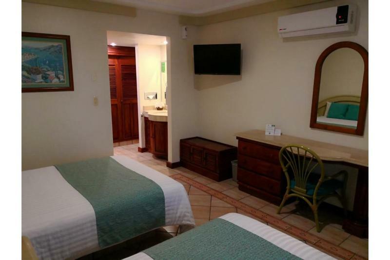 Hotel Playa Marina Mazatlan Bagian luar foto